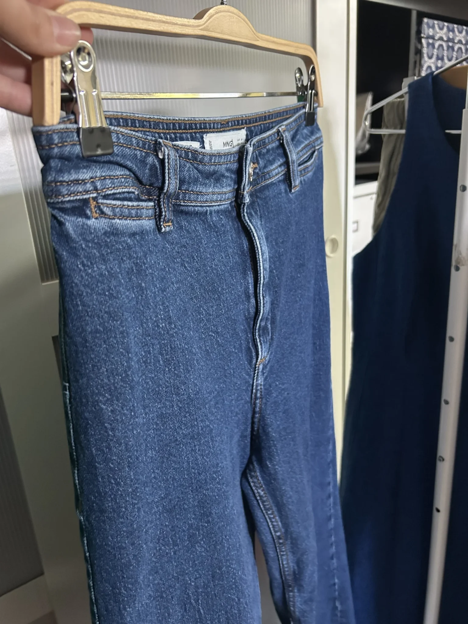 Image for MNG FLARED JEANS SIZE 4