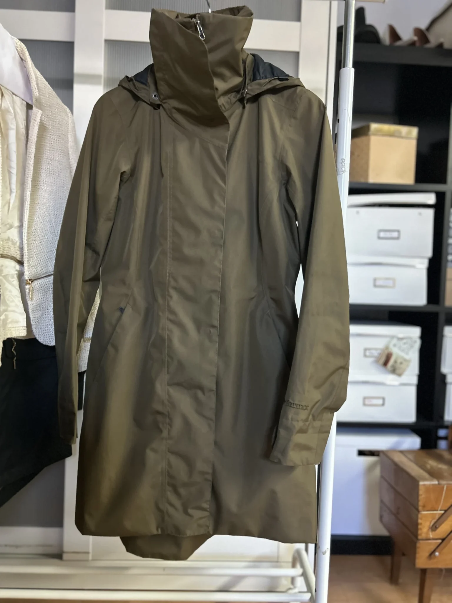 Image for IMPERMEABLE MARMOT SMALL