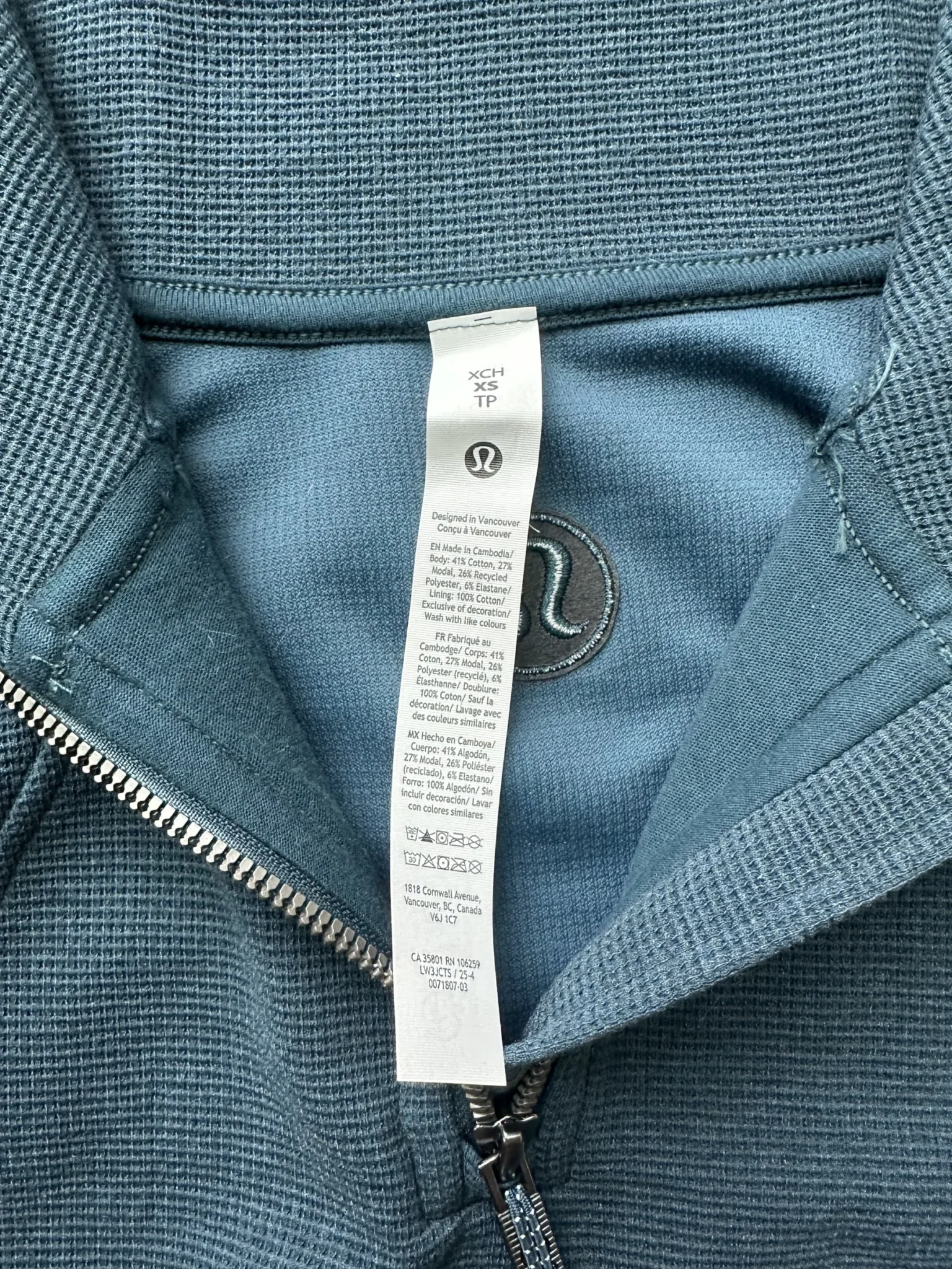 Image for Lululemon Scuba Cropped Funnel-Neck Half Zip XS