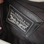 Thumbnail for Manteau Levis