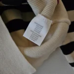 Thumbnail for Cardigan avec boutons dorés