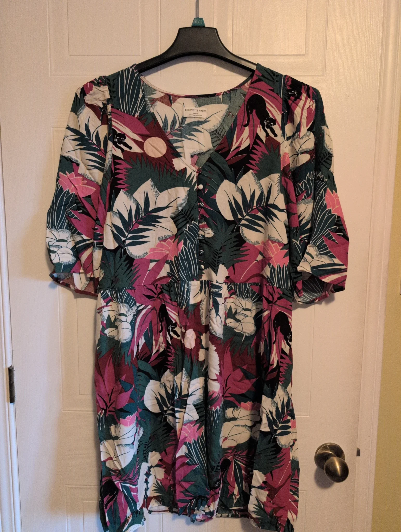 Featured image for Robe Ramita