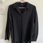 Featured thumbnail for Blouse noire Uniqlo M