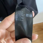 Thumbnail for Blouse noire Uniqlo M
