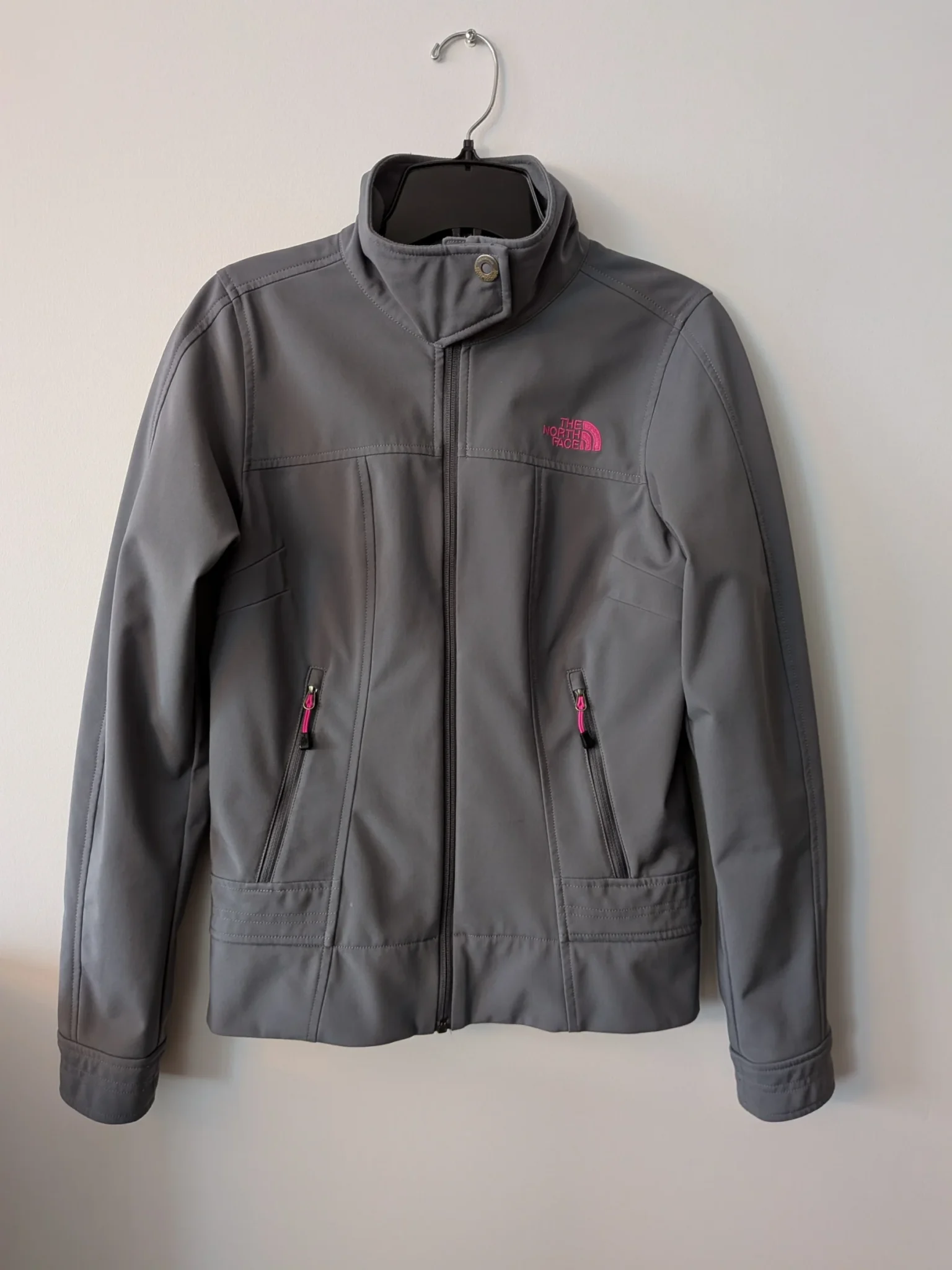 Featured image for Manteau mi-saison The North Face