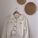 Featured thumbnail for Veste en velours côtelé blanc cassé