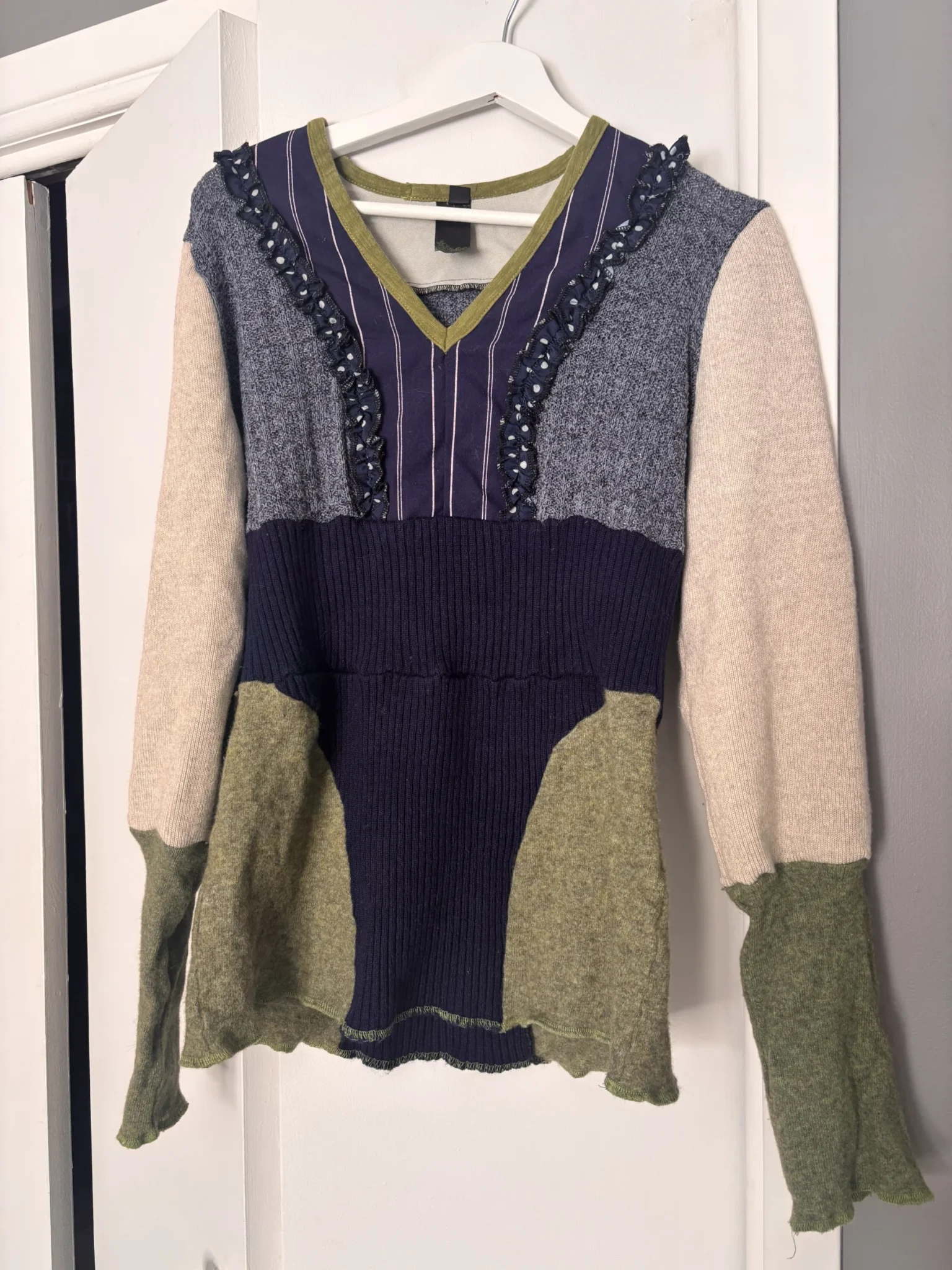 Featured image for Chandail fait de tissus recyclés