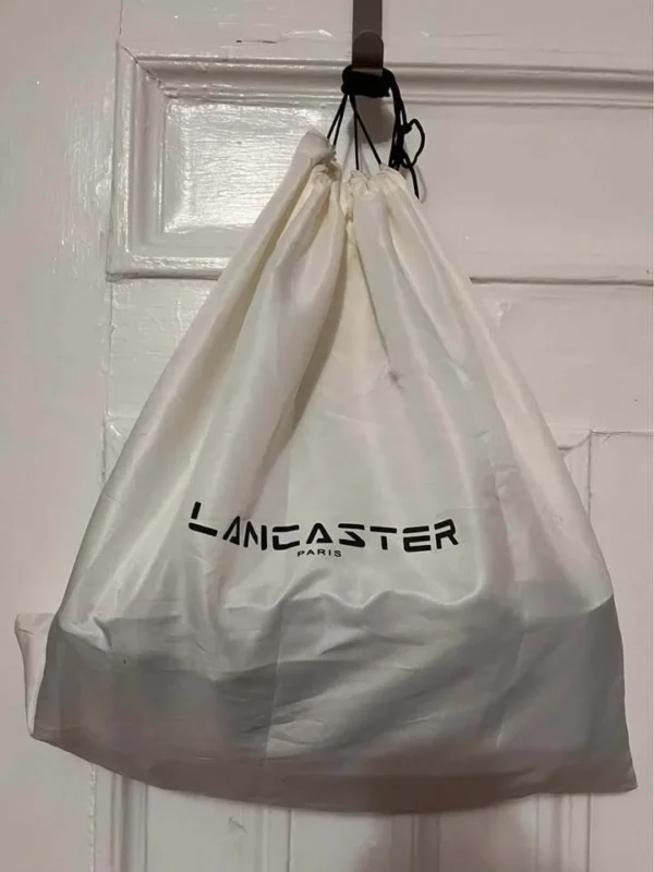 Image for Petit sac cuir bleu roi marque Lancaster
