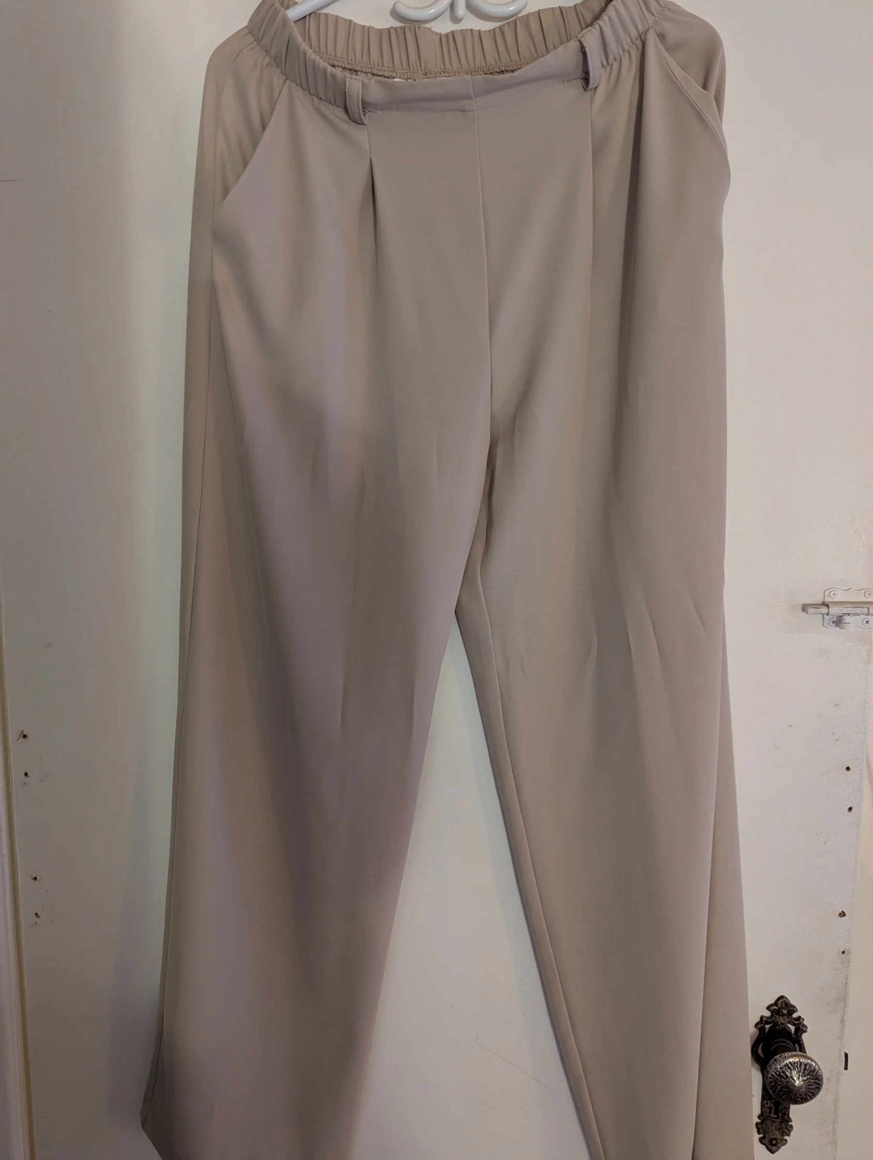 Pantalon à pinces Mimz Mimz seconde main