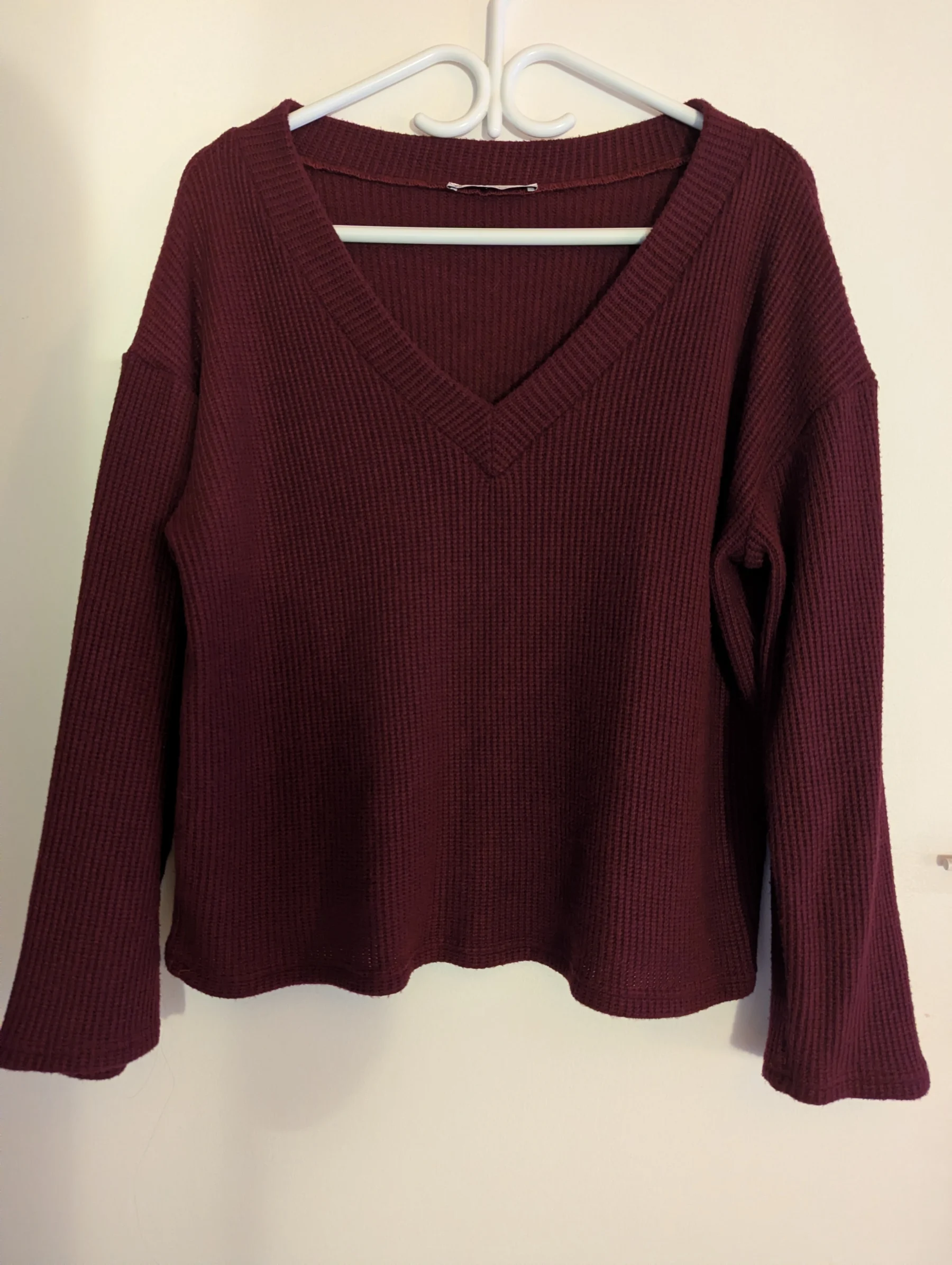 Pull encolure en V - Tricot bourgogne Mimz seconde main