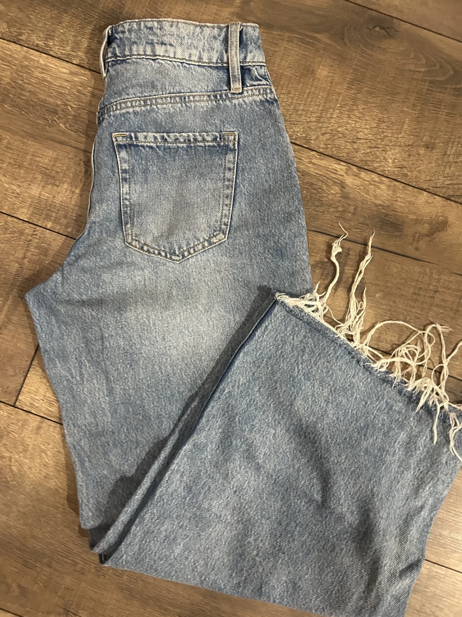 Featured image for HEIDI Jeans