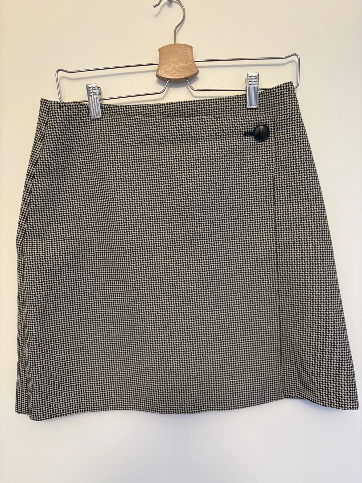 Featured image for Simons 4 skirt