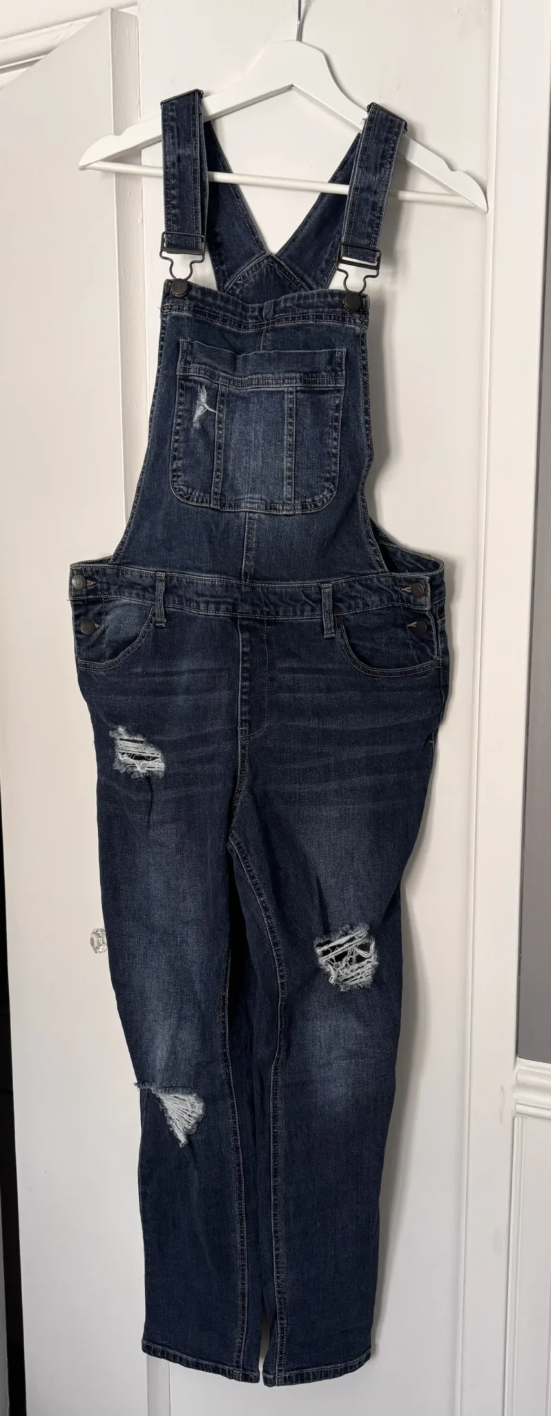 Featured image for Salopette de jeans ajusté
