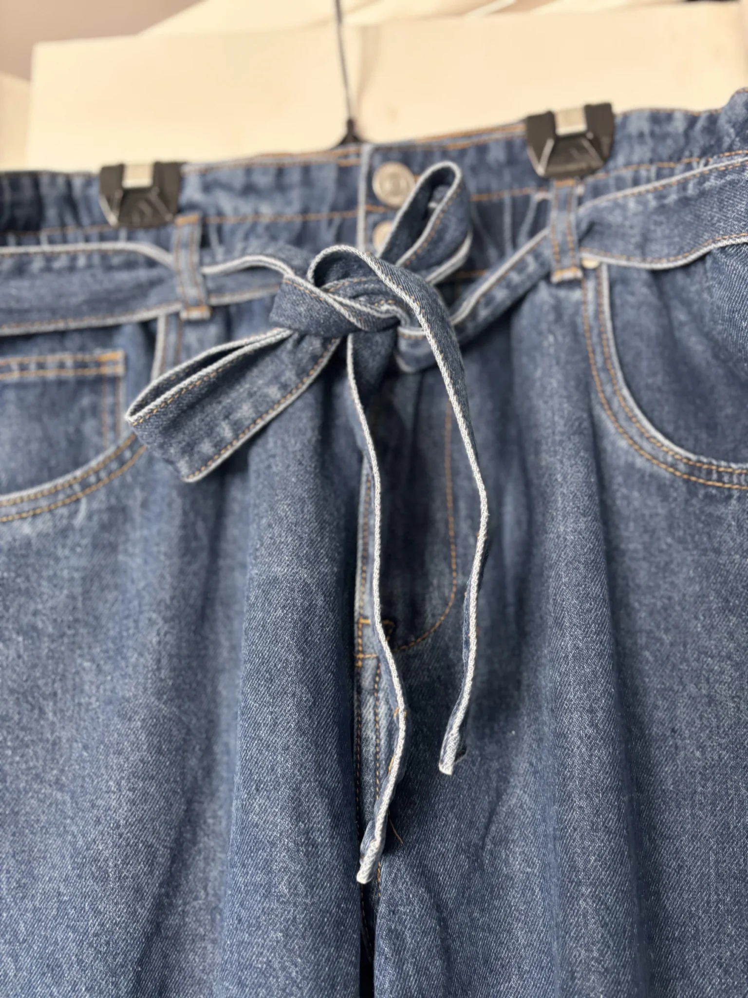 Image for Jeans avec ceinture en jeans à  la taille