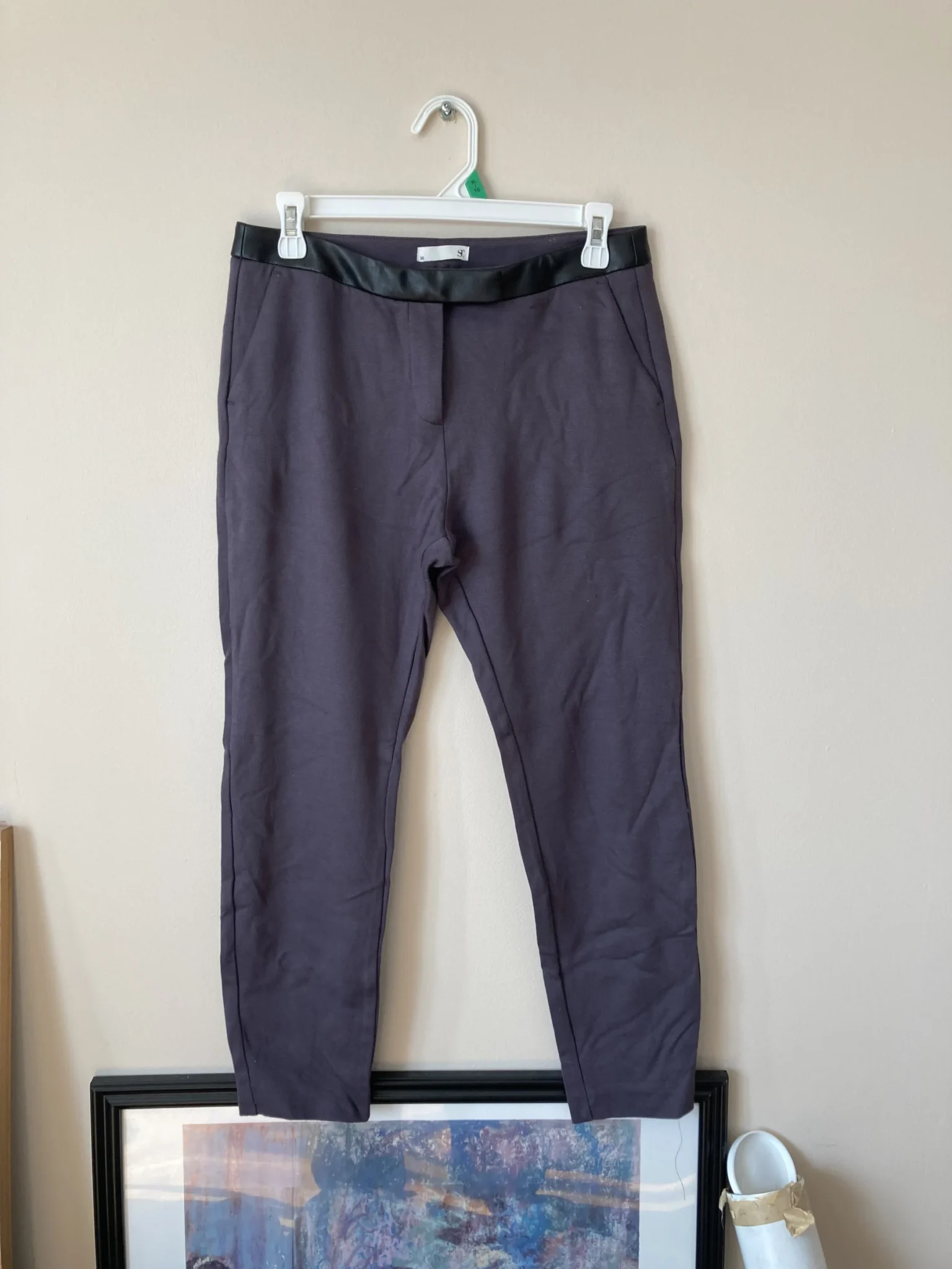 Featured image for Pantalon Super Trash taille 36
