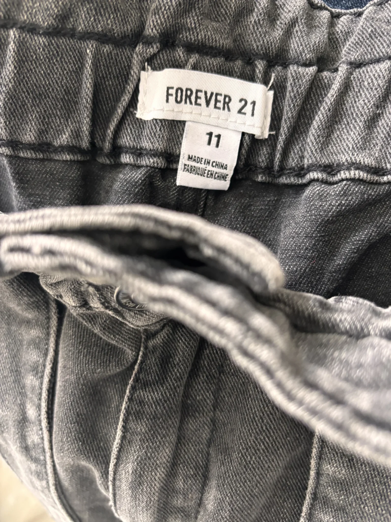 Image for Jeans avec ceinture à nouer
