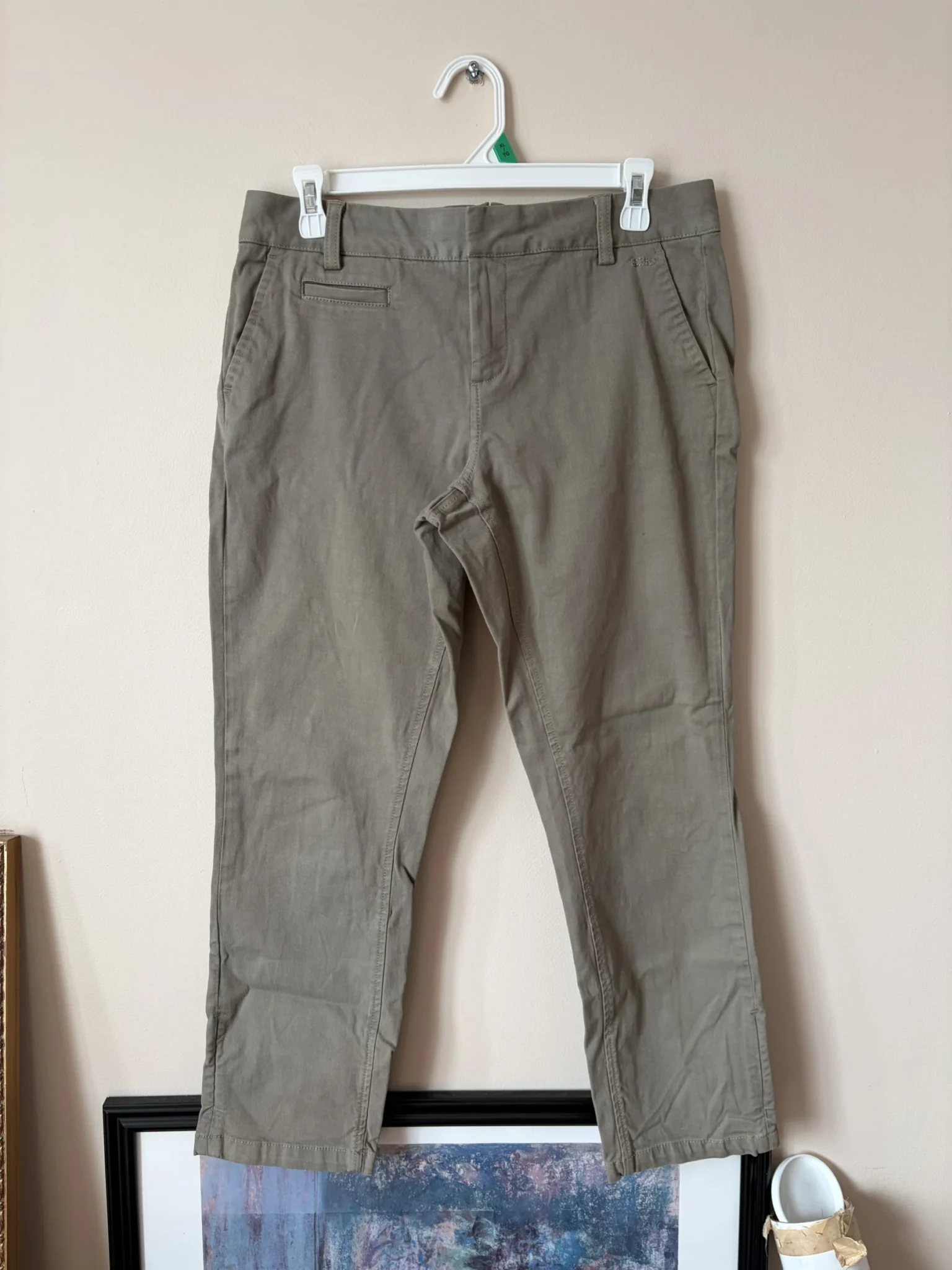 Featured image for Pantalon 3/4 kaki marque Ecru taille 8