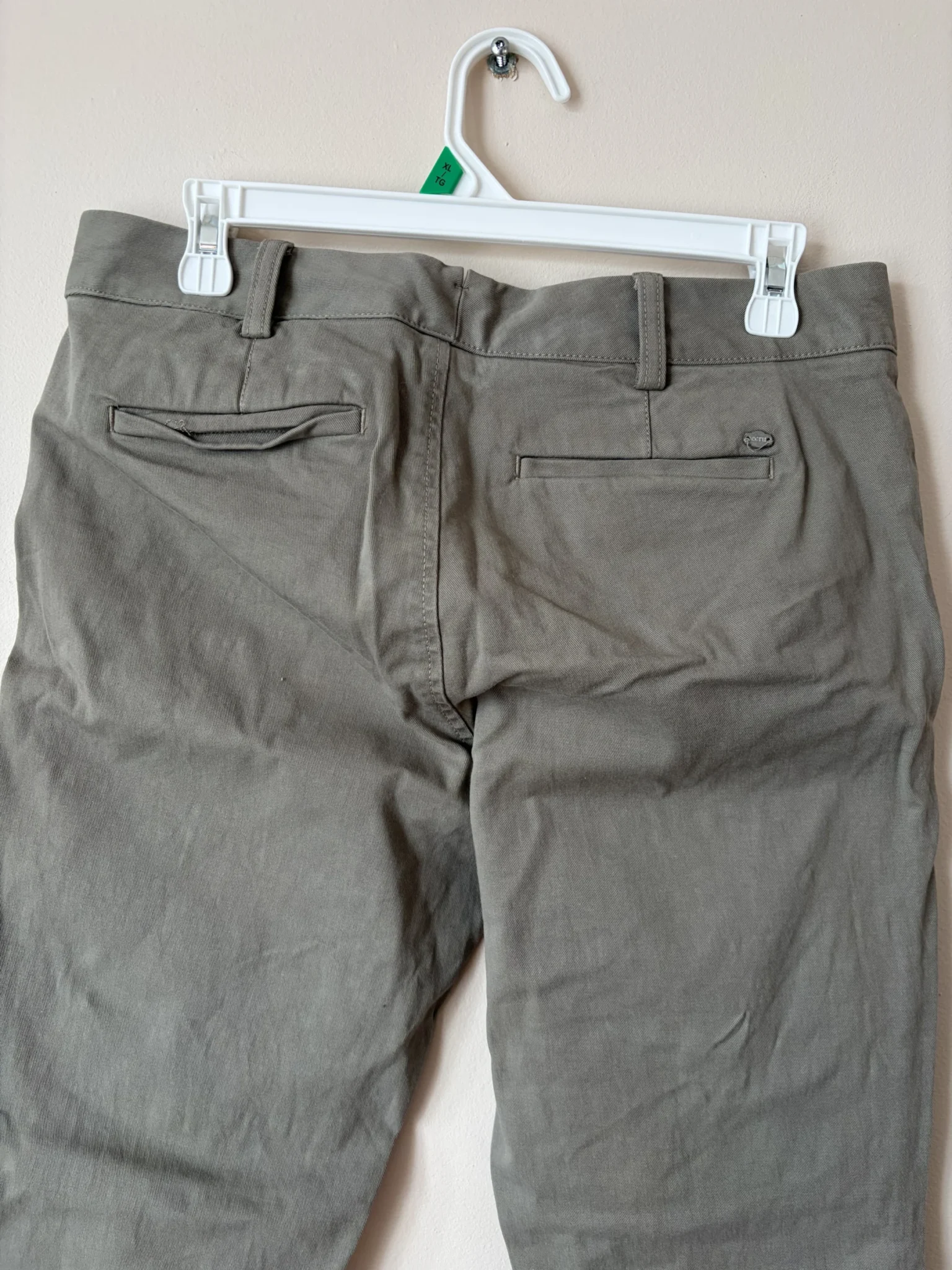 Image for Pantalon 3/4 kaki marque Ecru taille 8