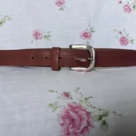 Featured thumbnail for Ceinture vintage en cuir