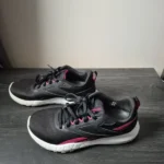 Featured thumbnail for Reebok shoes size 6.5