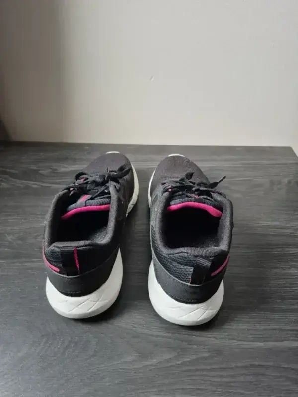 Image for Reebok shoes size 6.5
