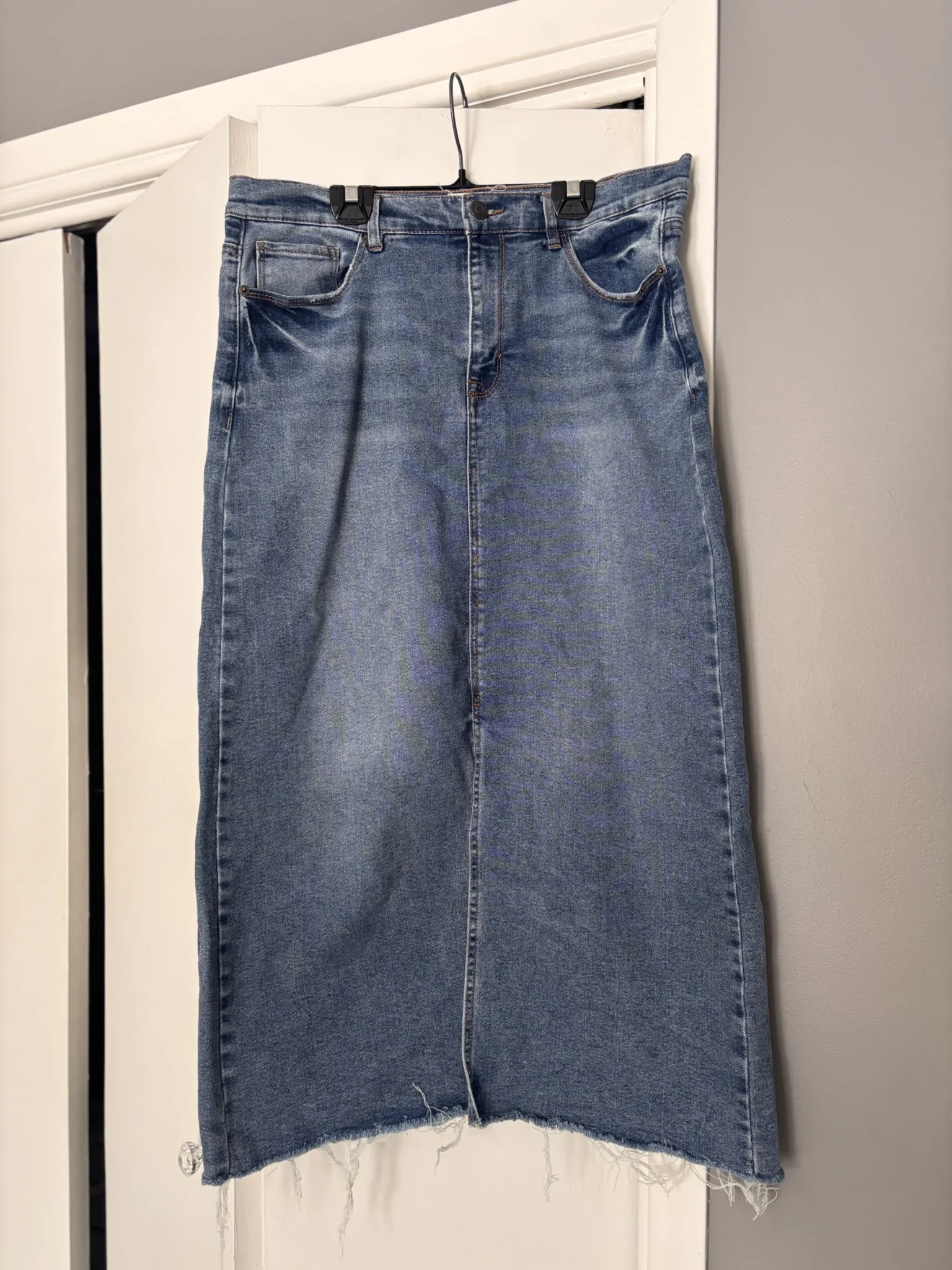 Featured image for Jupe jeans midi