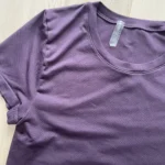Thumbnail for Seamless aritzia T-shirt