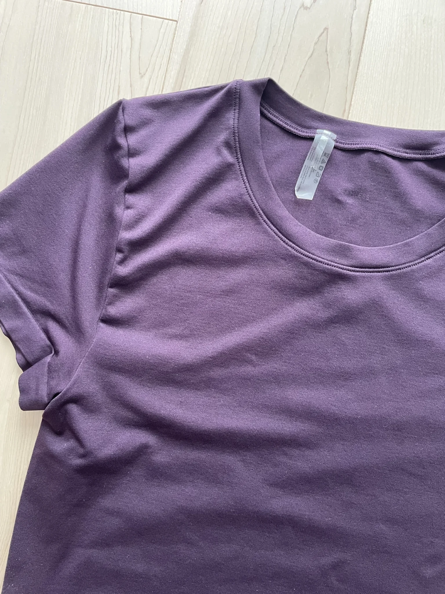 Image for Seamless aritzia T-shirt