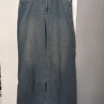 Featured thumbnail for Jeans