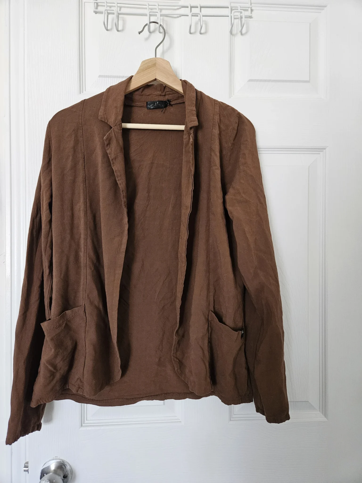 Featured image for Fait au québec - Ellalifestyle Blouson viscose et lin