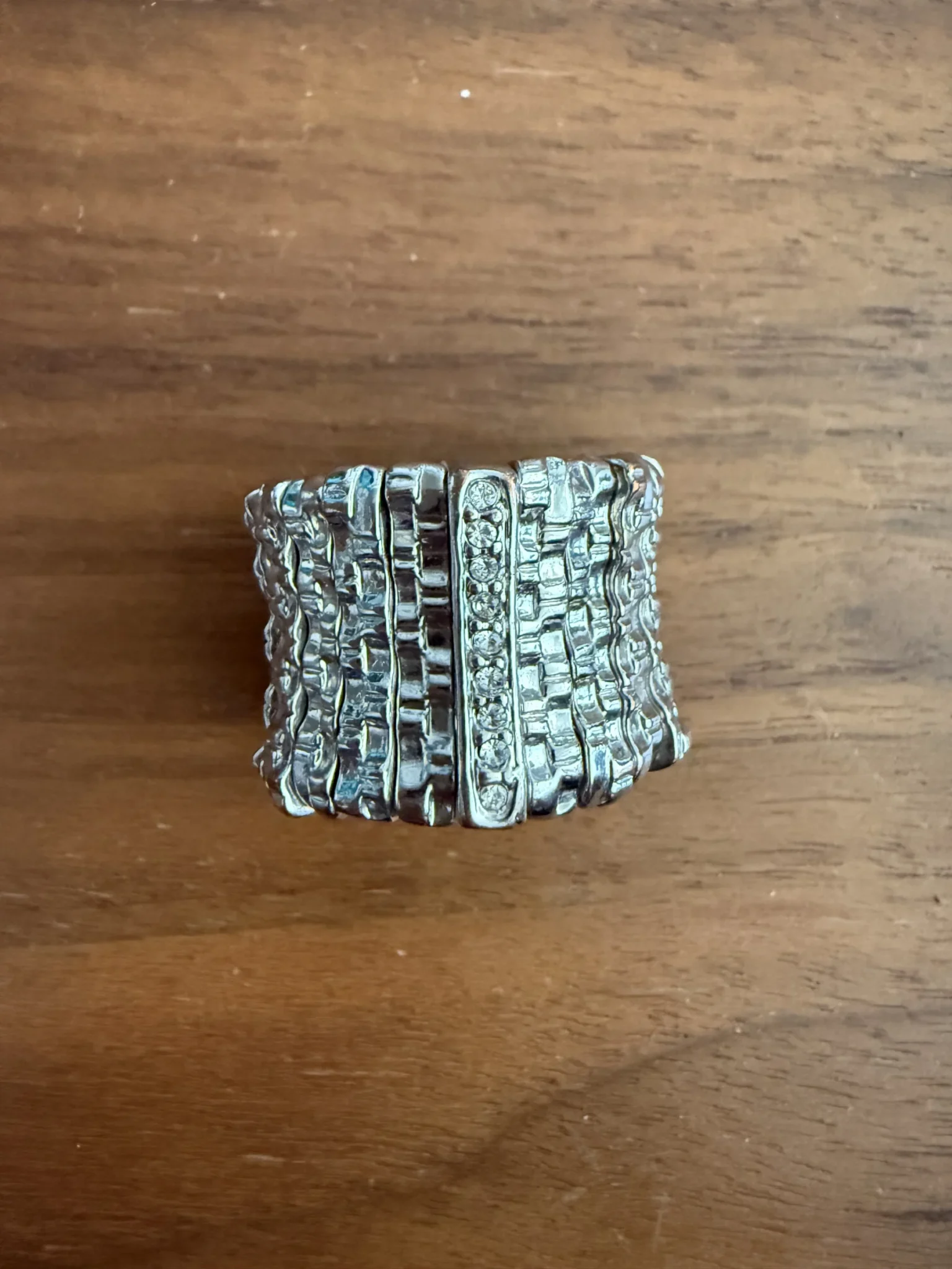 Featured image for Bague couleur argent