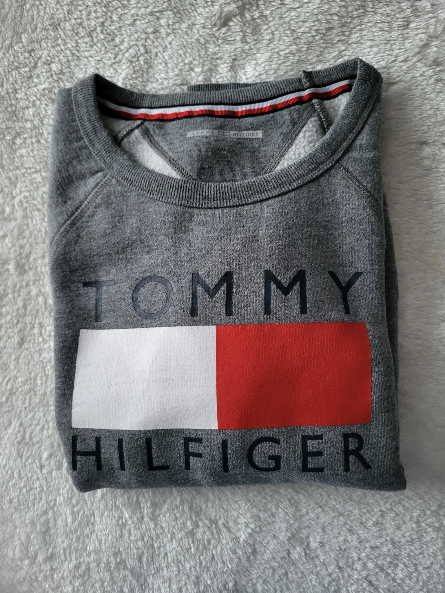 Featured image for Chandail Tommy Hilfiger