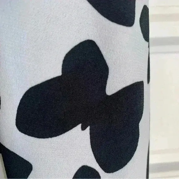 Image for WHITE HOUSE BLACK MARKET - Robe Faux Wrap noire et blanche ceintrée - Small