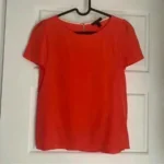 Featured thumbnail for Haut manches courtes Rouge Orange en Soie 100% J. CREW - Size 0