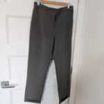 Featured thumbnail for Indi and Cold/Pantalons Gris Sz 40 EU