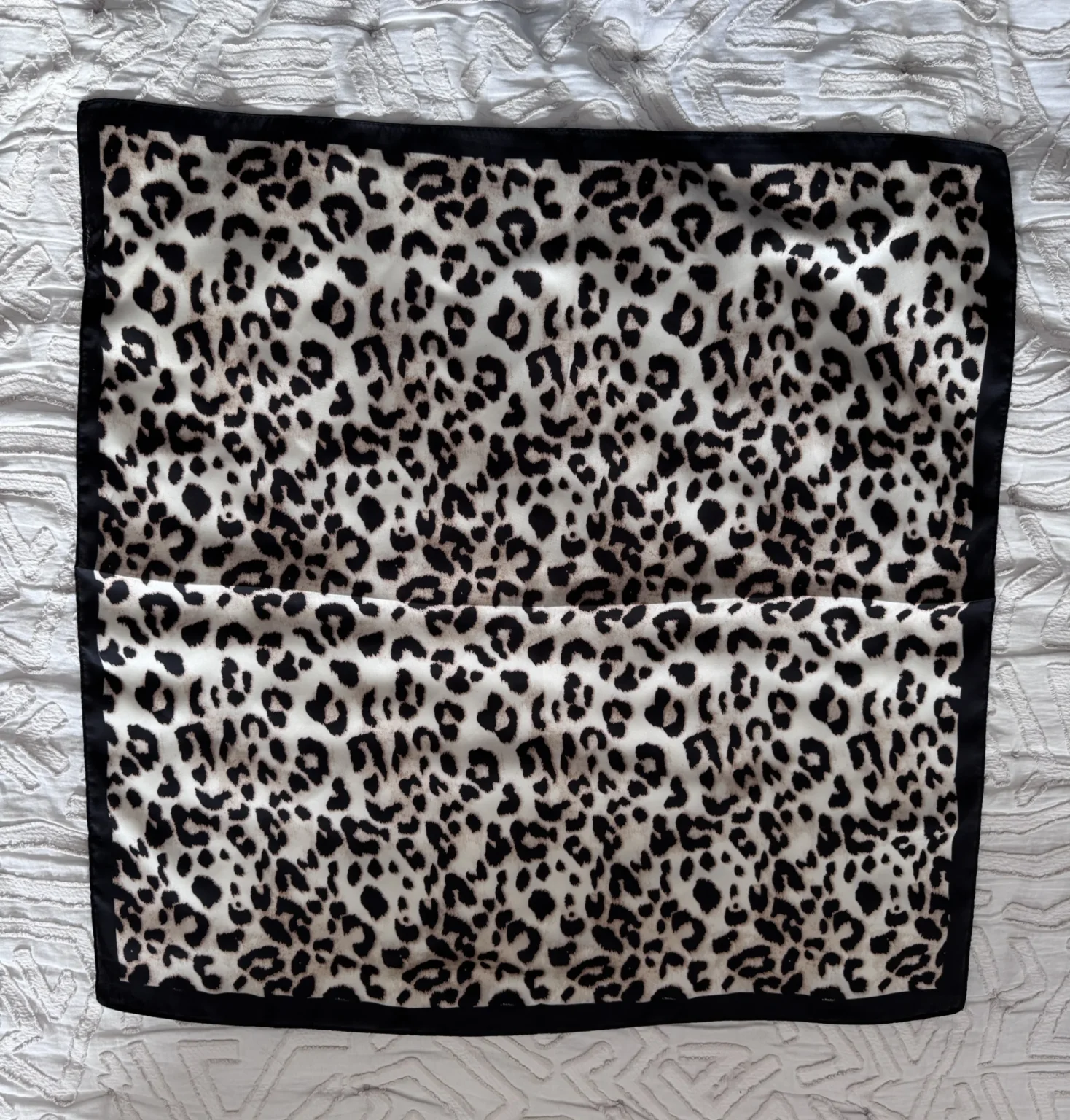 Image for Foulard imprimé léopard