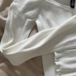 Thumbnail for Haut en tricot blanc