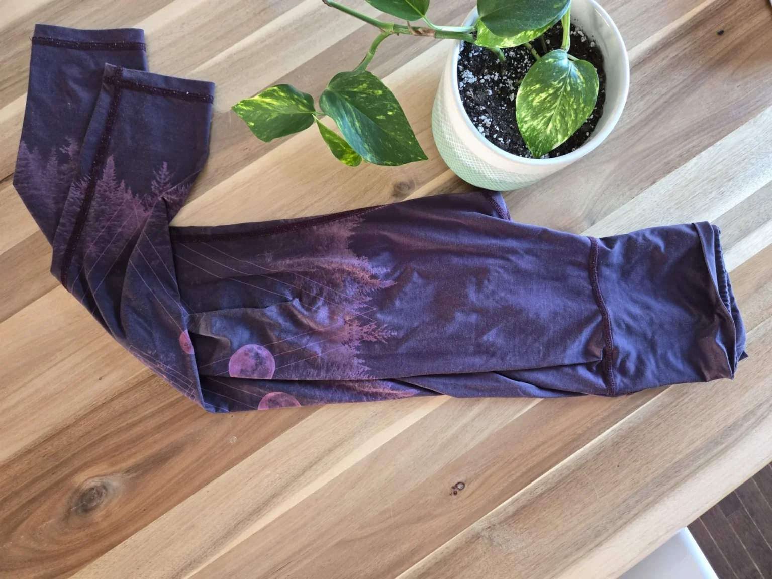 Featured image for Legging réversible rose buddha