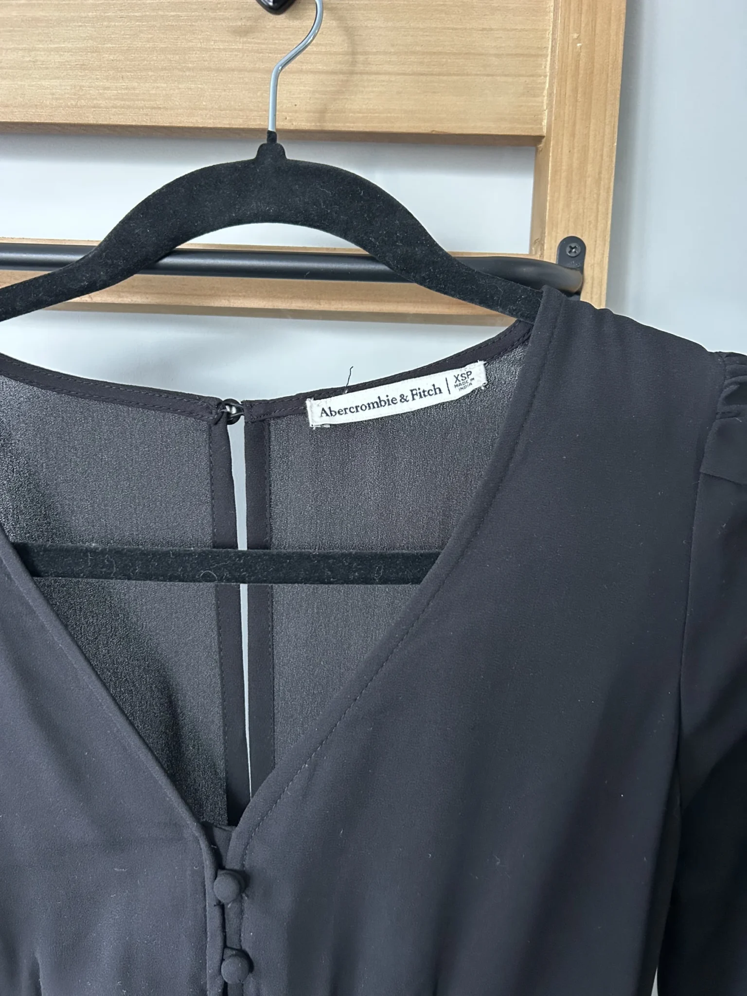 Image for Robe noire manches longues