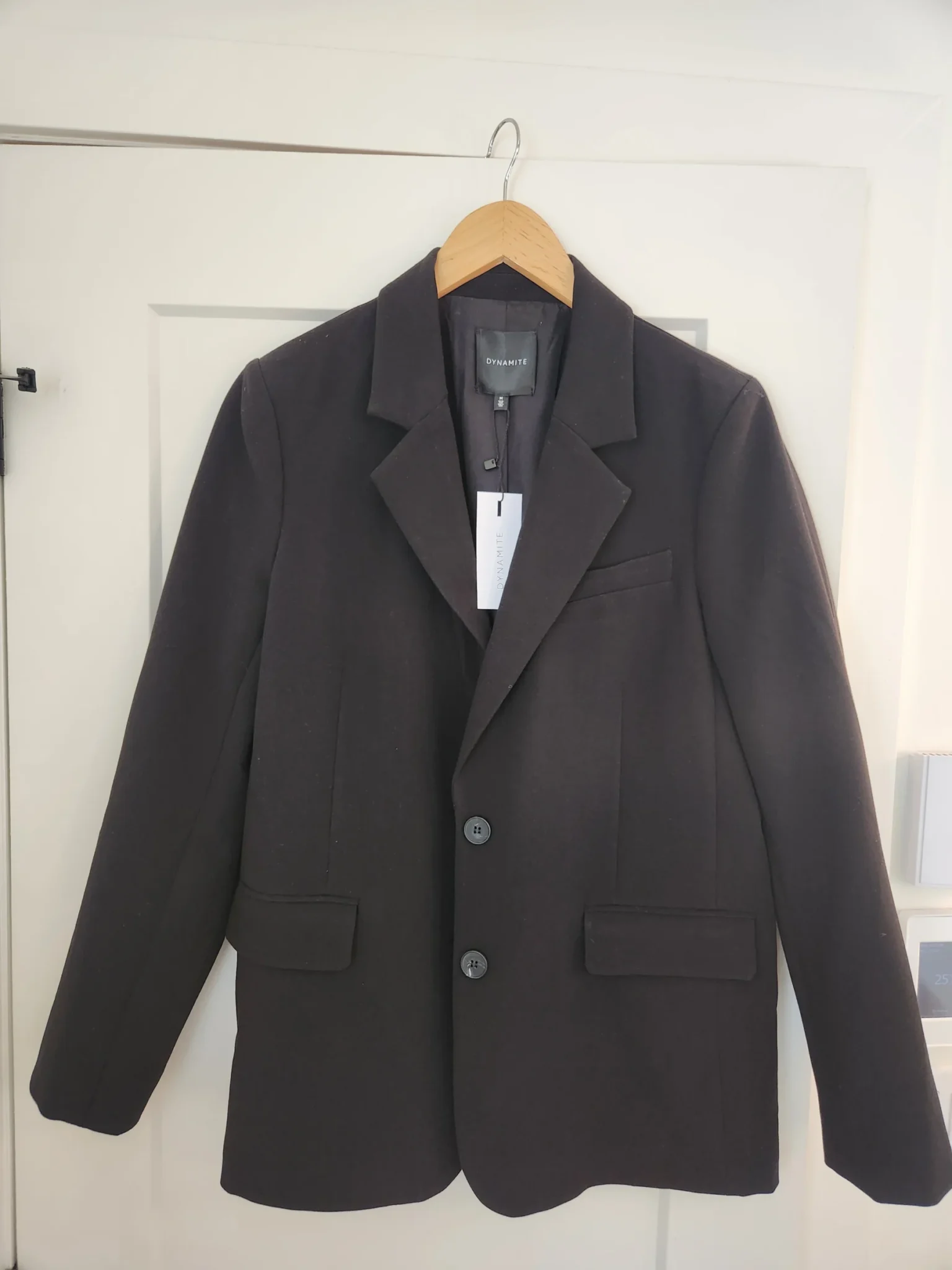 Featured image for Veston oversized Dynamite