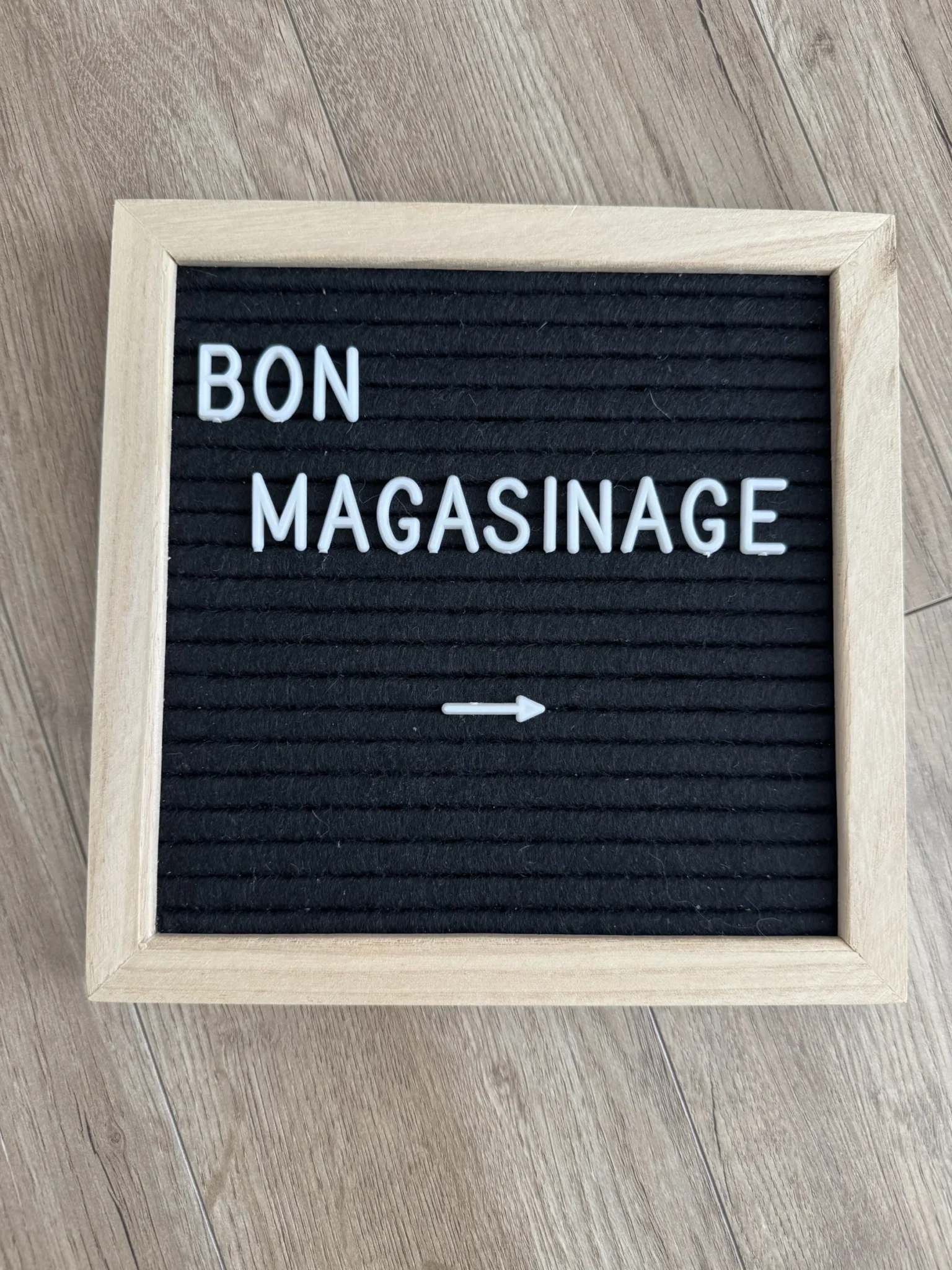 Featured image for Affiche décorative en bois