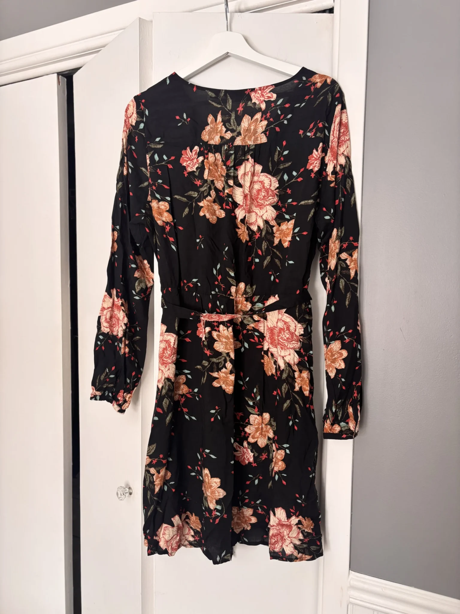 Image for Robe fleurie manche longue