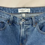Thumbnail for Jean droit mi-taille Abercrombie