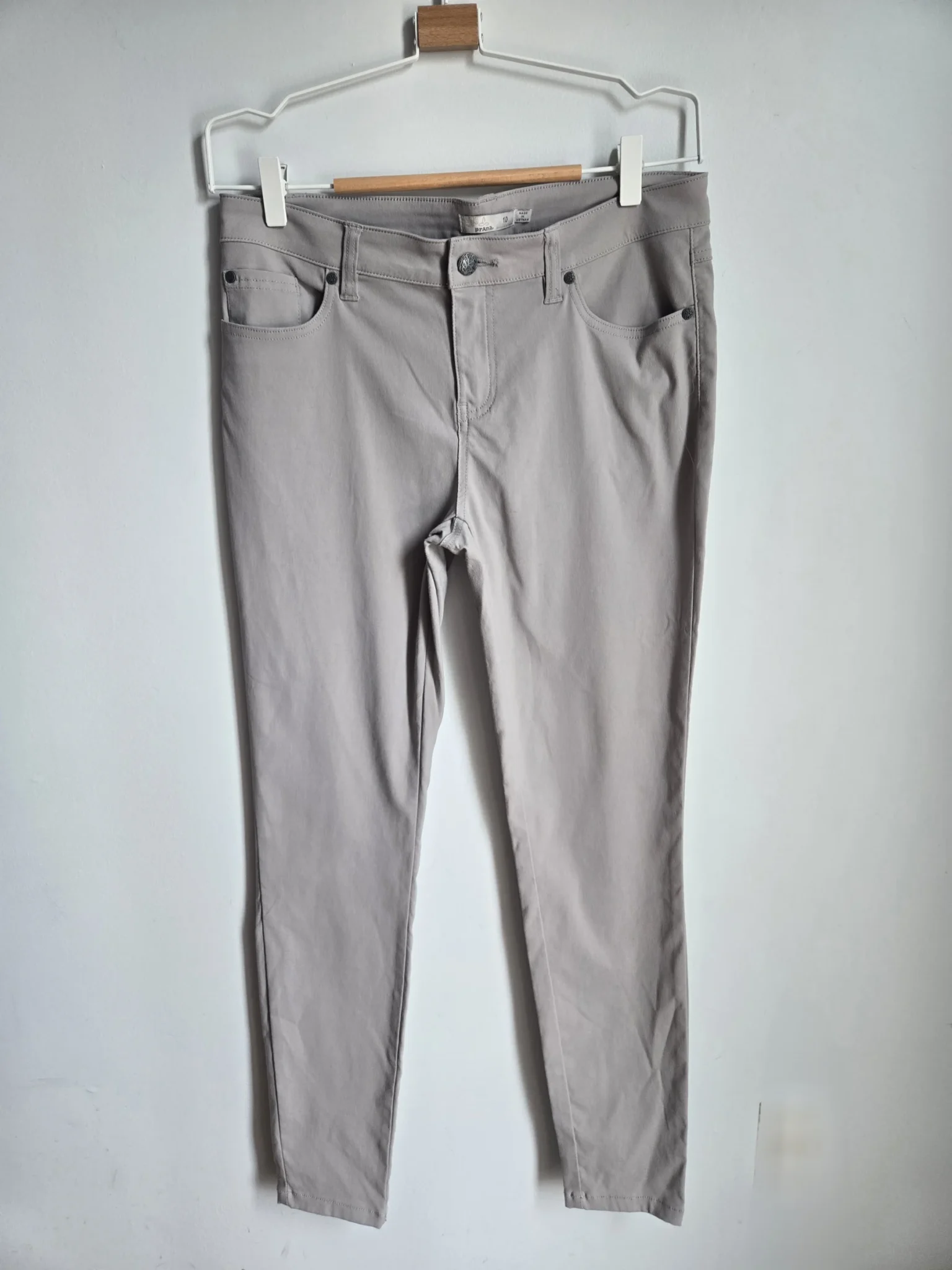 Featured image for Prana skinny trousers