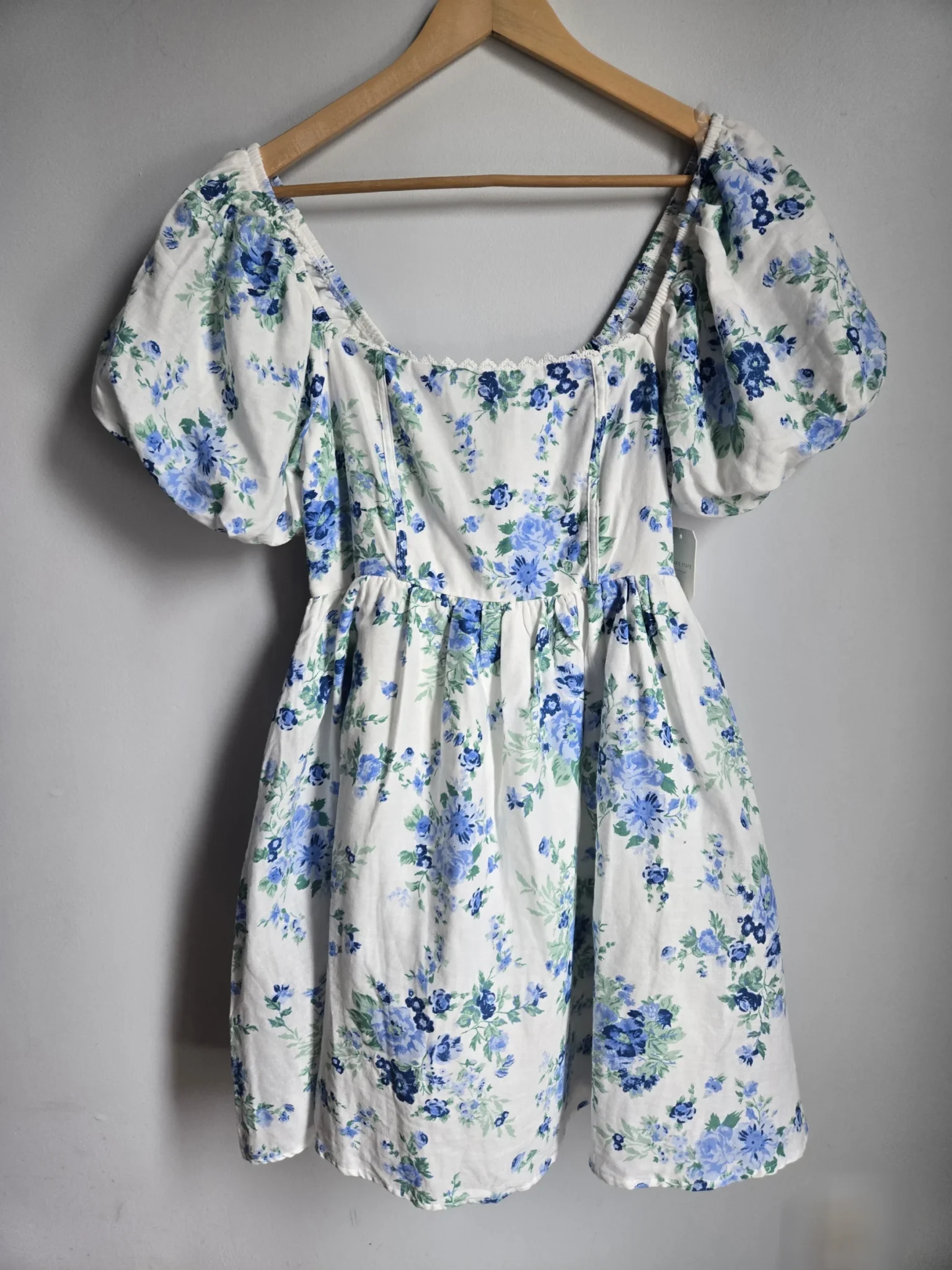 Featured image for Brand new - Coquette floral dress