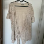 Featured thumbnail for Par-dessus beige bohème