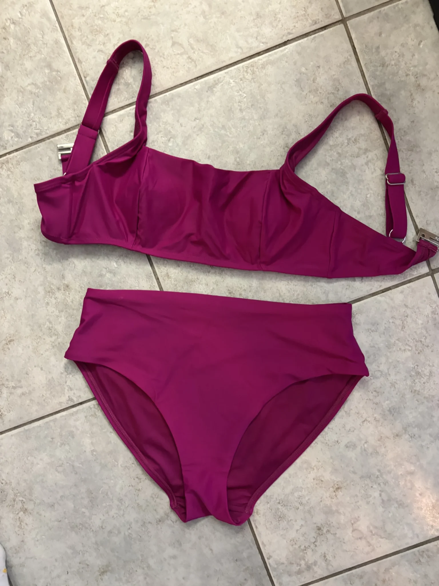 Featured image for Bikini neuf