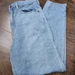 Featured thumbnail for Jean Levis fuselé