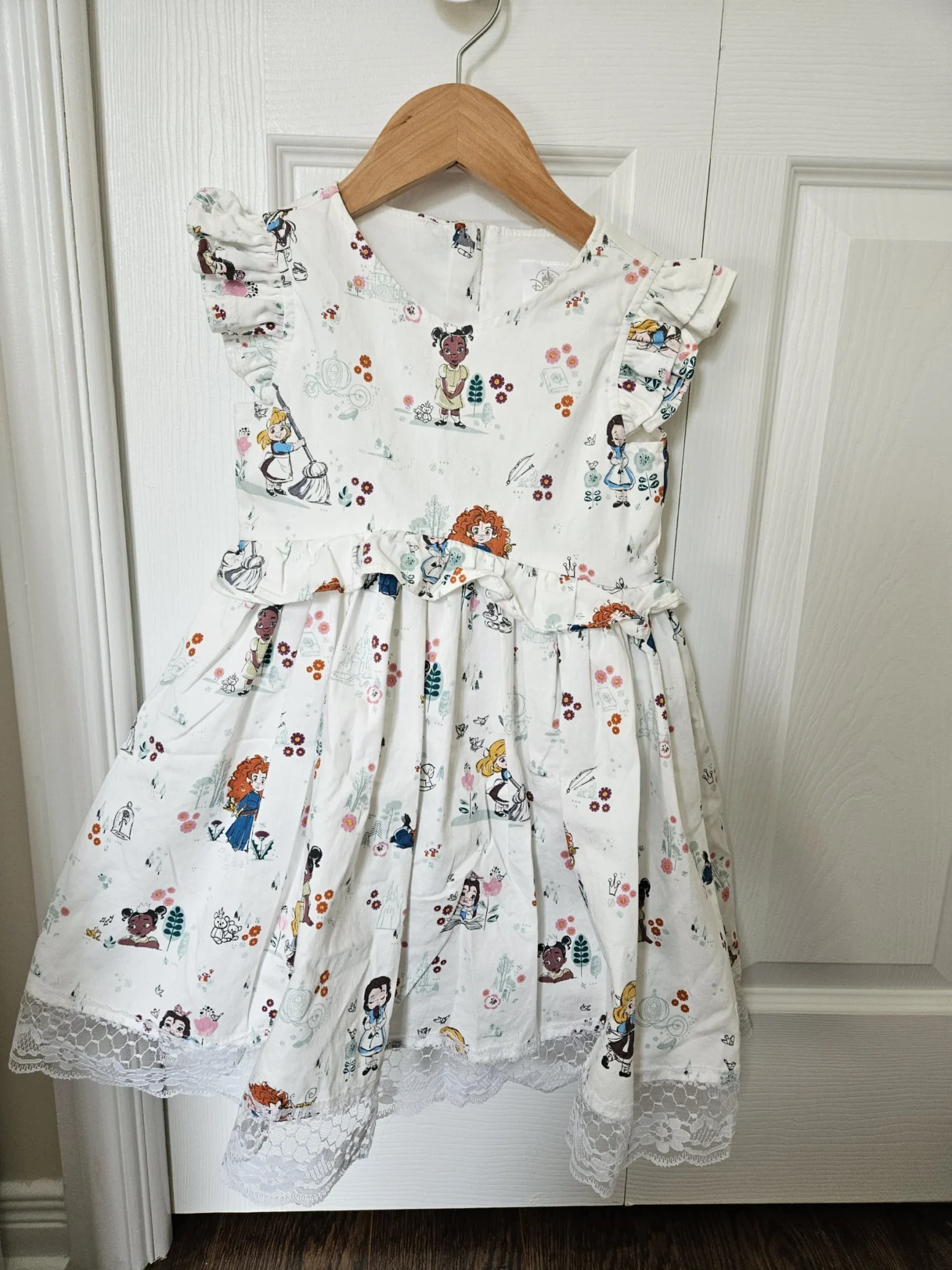Featured image for Dress 4 t brand Disney Princesses