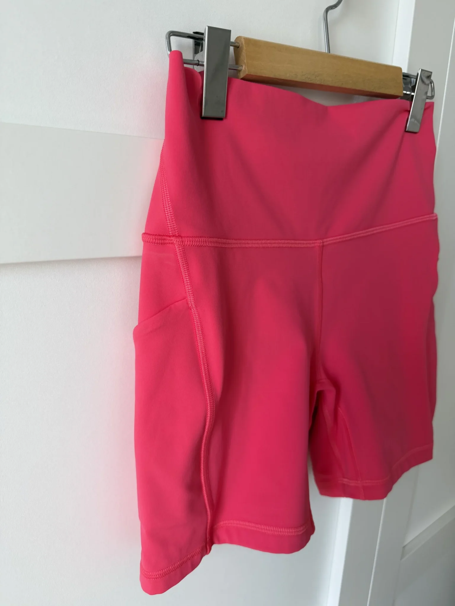 Image for Align_HighRise shorts with pockets